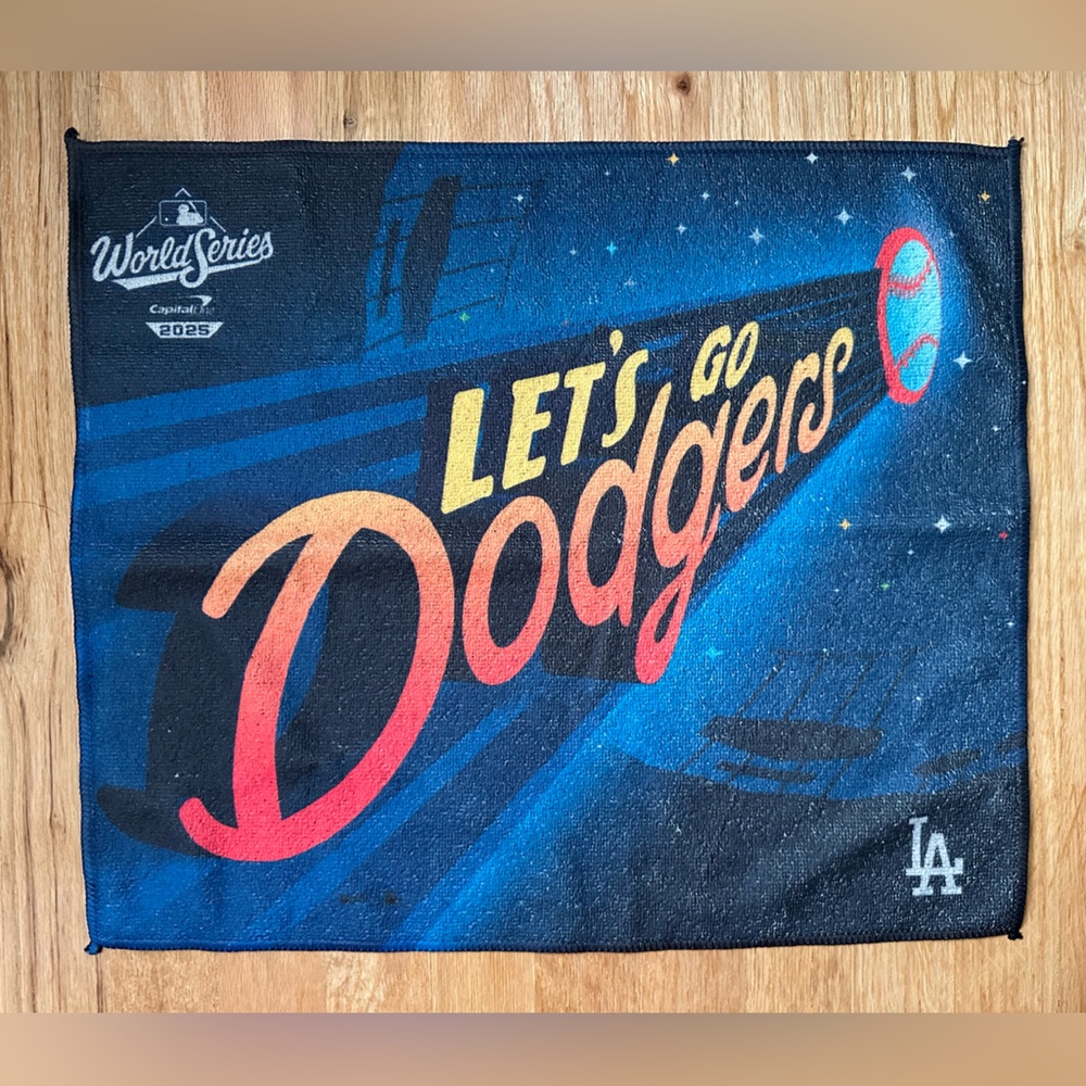 2025 LA Dodgers World Series Game 3 Rally Towel SGA 10/27/25, New